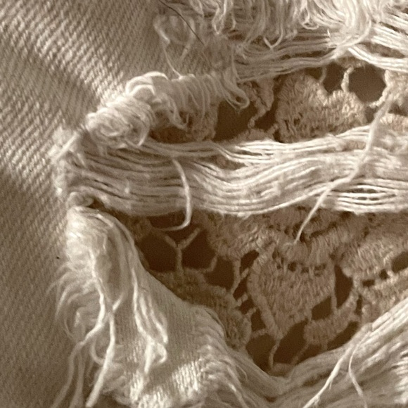 gently worn jeans - Picture 3 of 3